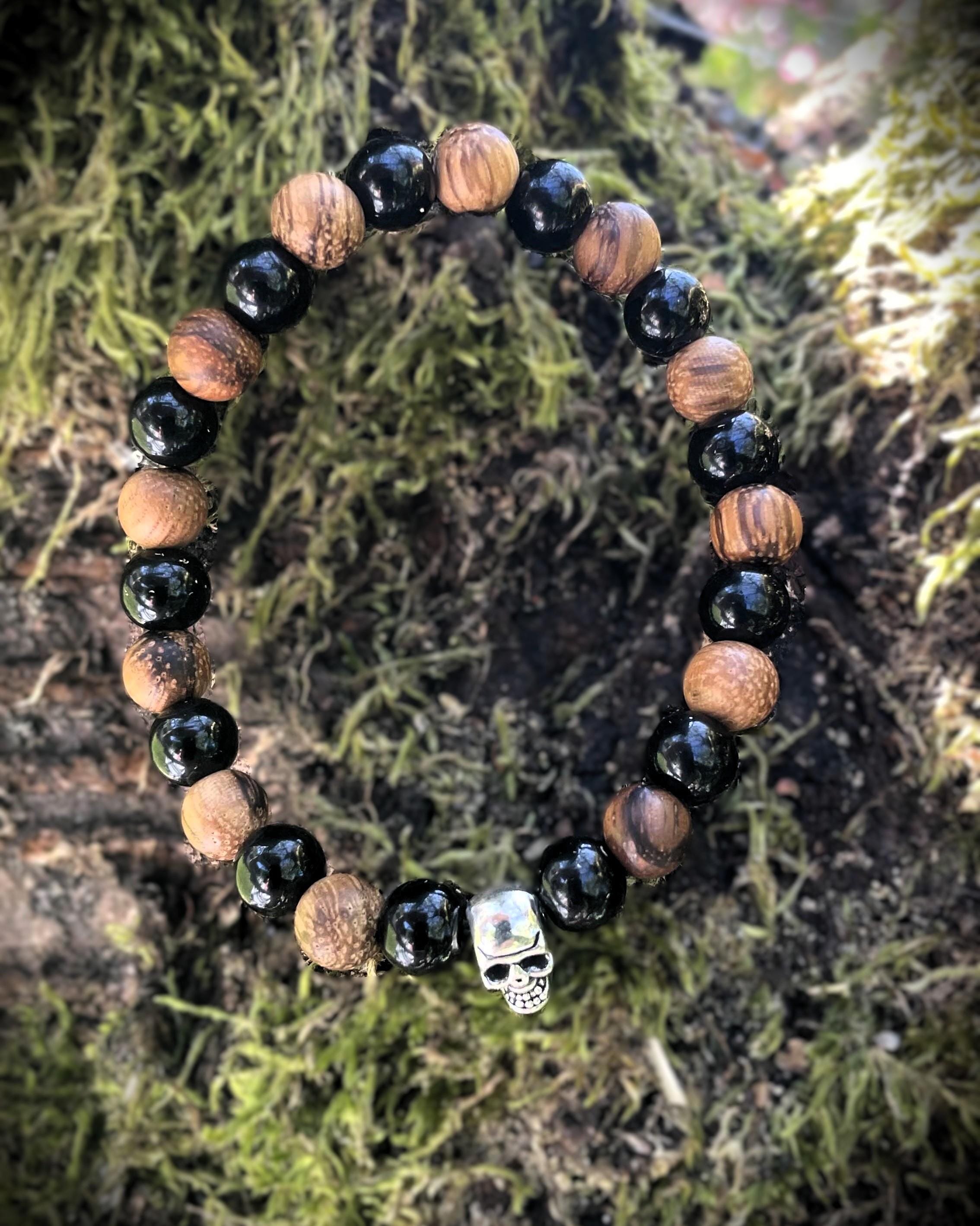 Bracelet en bois perles de santal, cyprès, poire, huile de tung naturel