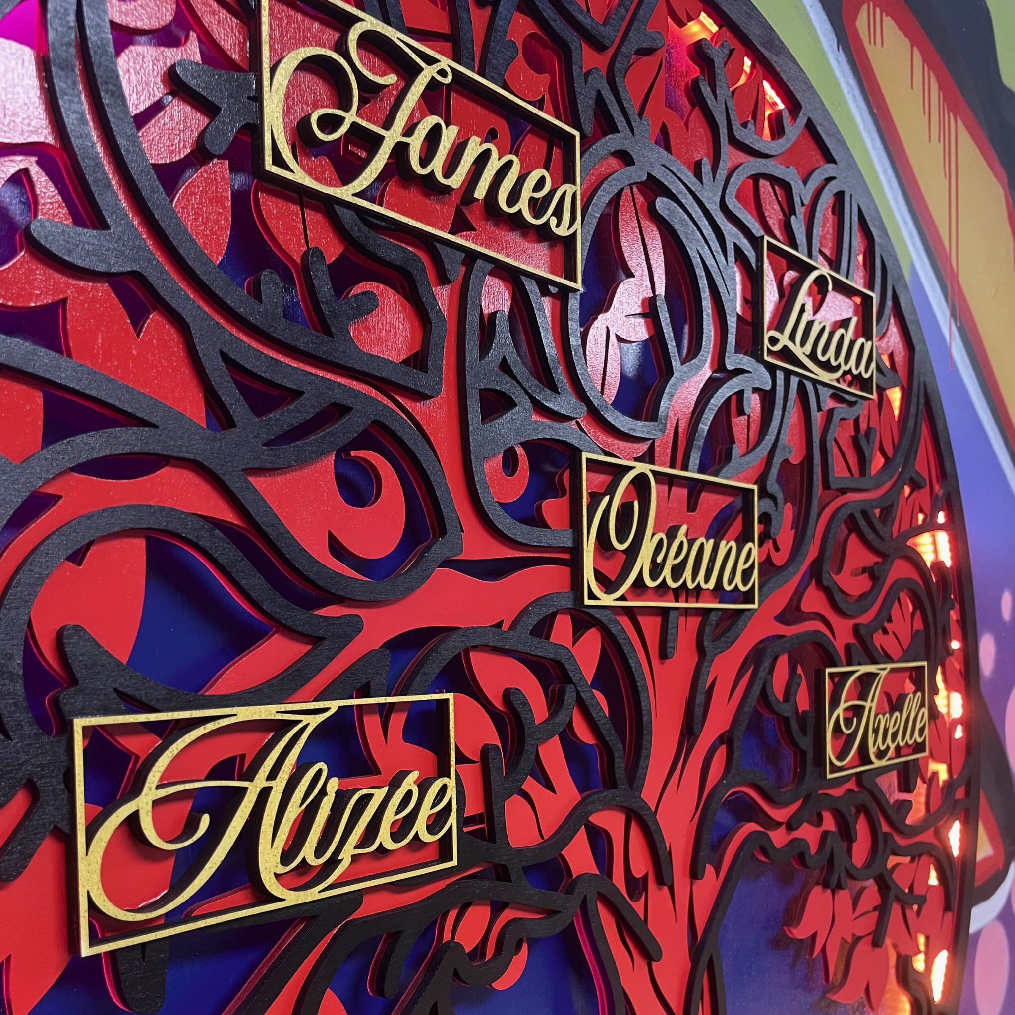 Arbre de Vie Lumineux Personnalisé en Bois