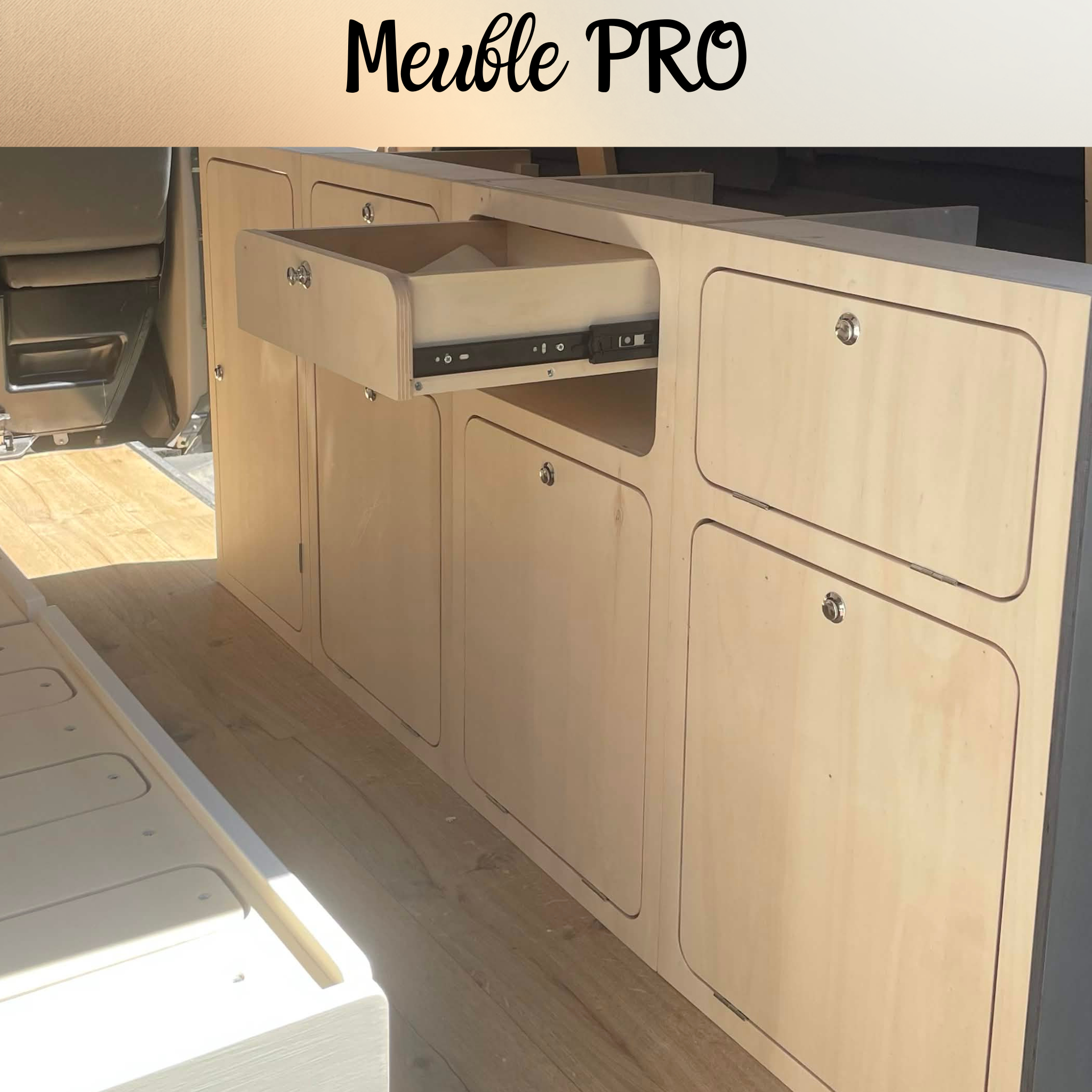 	Meuble latéral van-life grand format 170cm bois peuplier — vue d'ensemble
