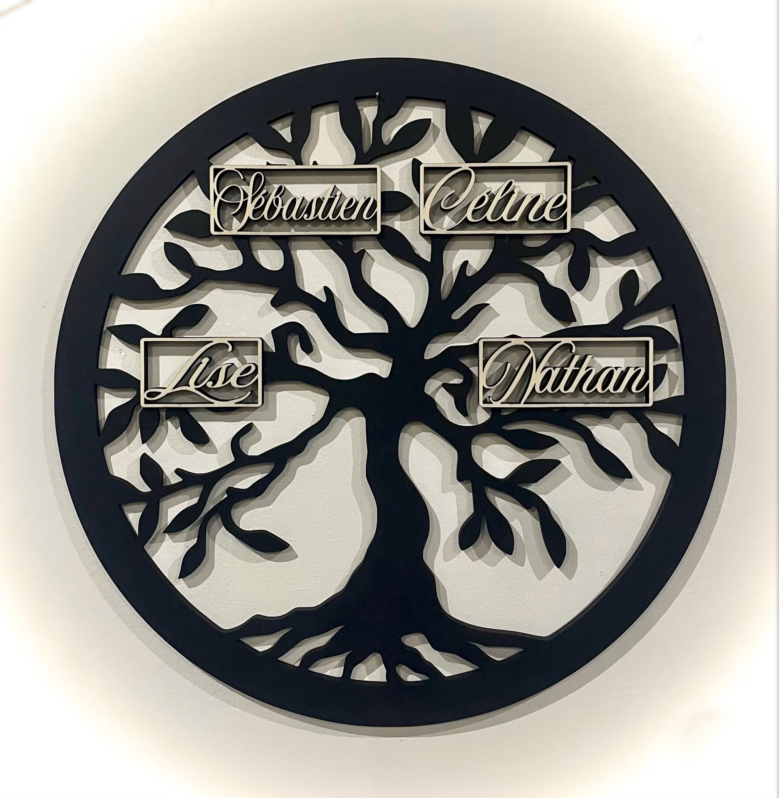 Arbre généalogique en bois artisanal, idée cadeau personnalisé famille
