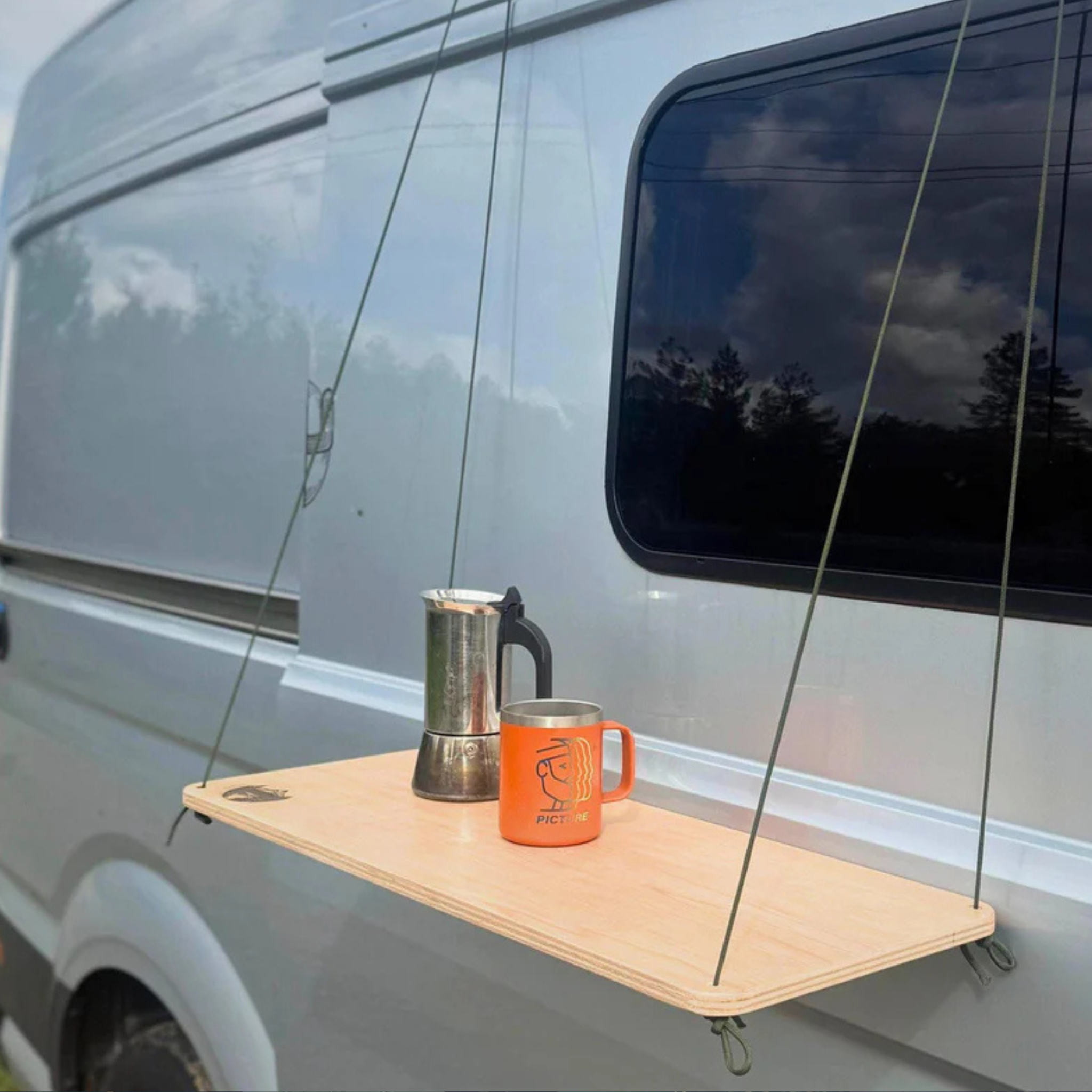  Mobilier modulaire en bois pour aménagement de van