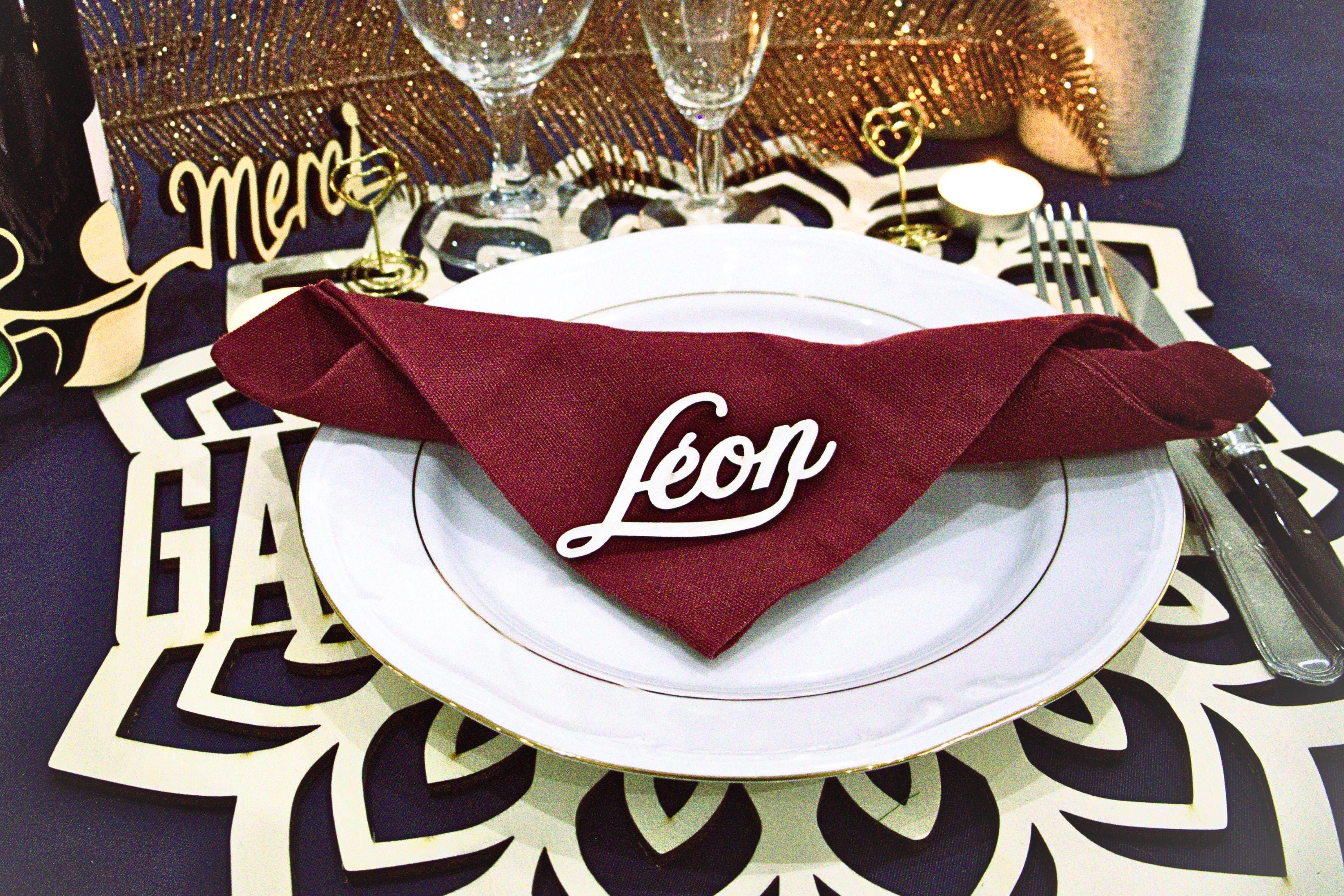 Marque place personnalisé en bois, Prénom ou nom sur mesure, Mariage, Baptême, Anniversaire, Décoration table