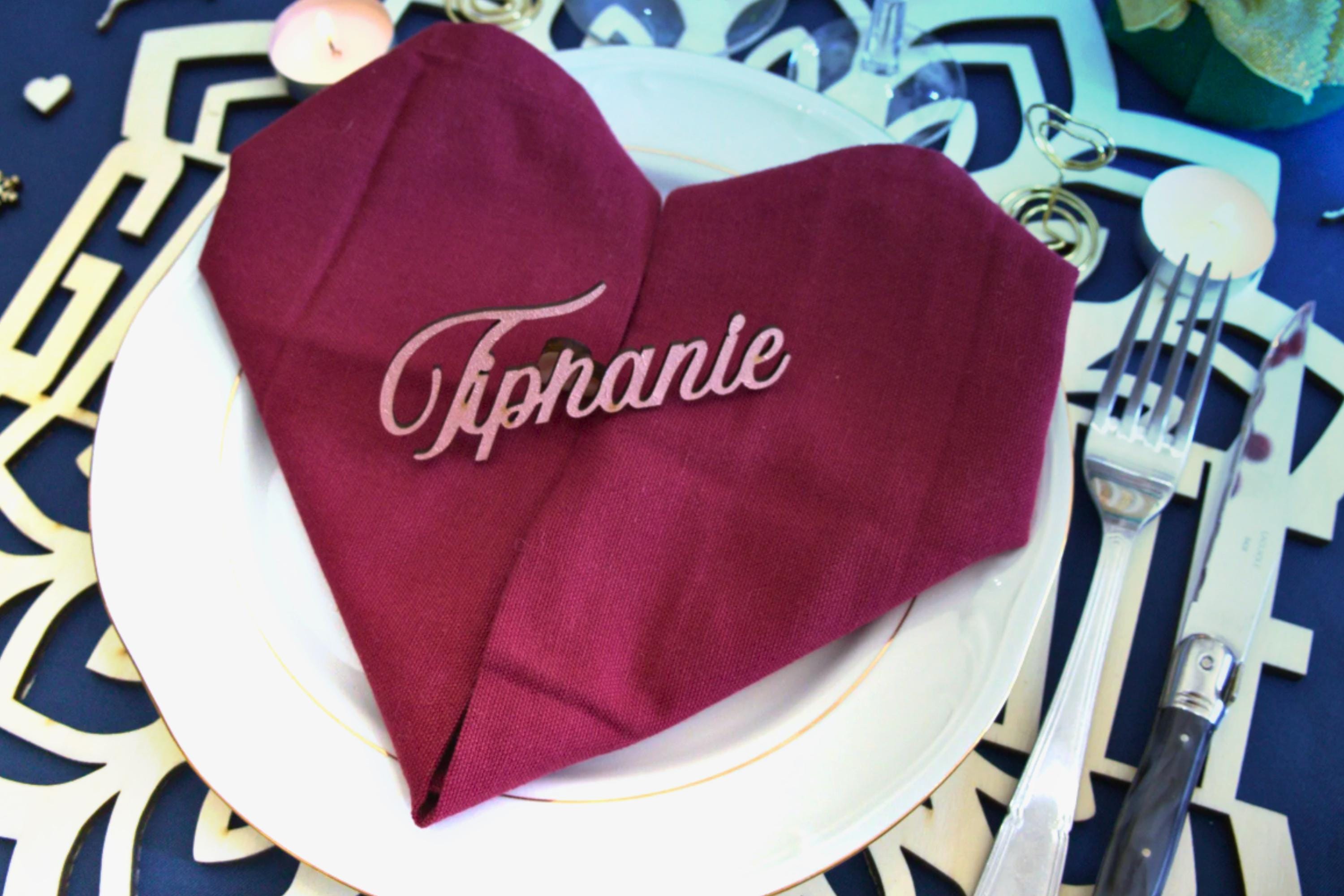 Marque place personnalisé en bois, Prénom ou nom sur mesure, Mariage, Baptême, Anniversaire, Décoration table