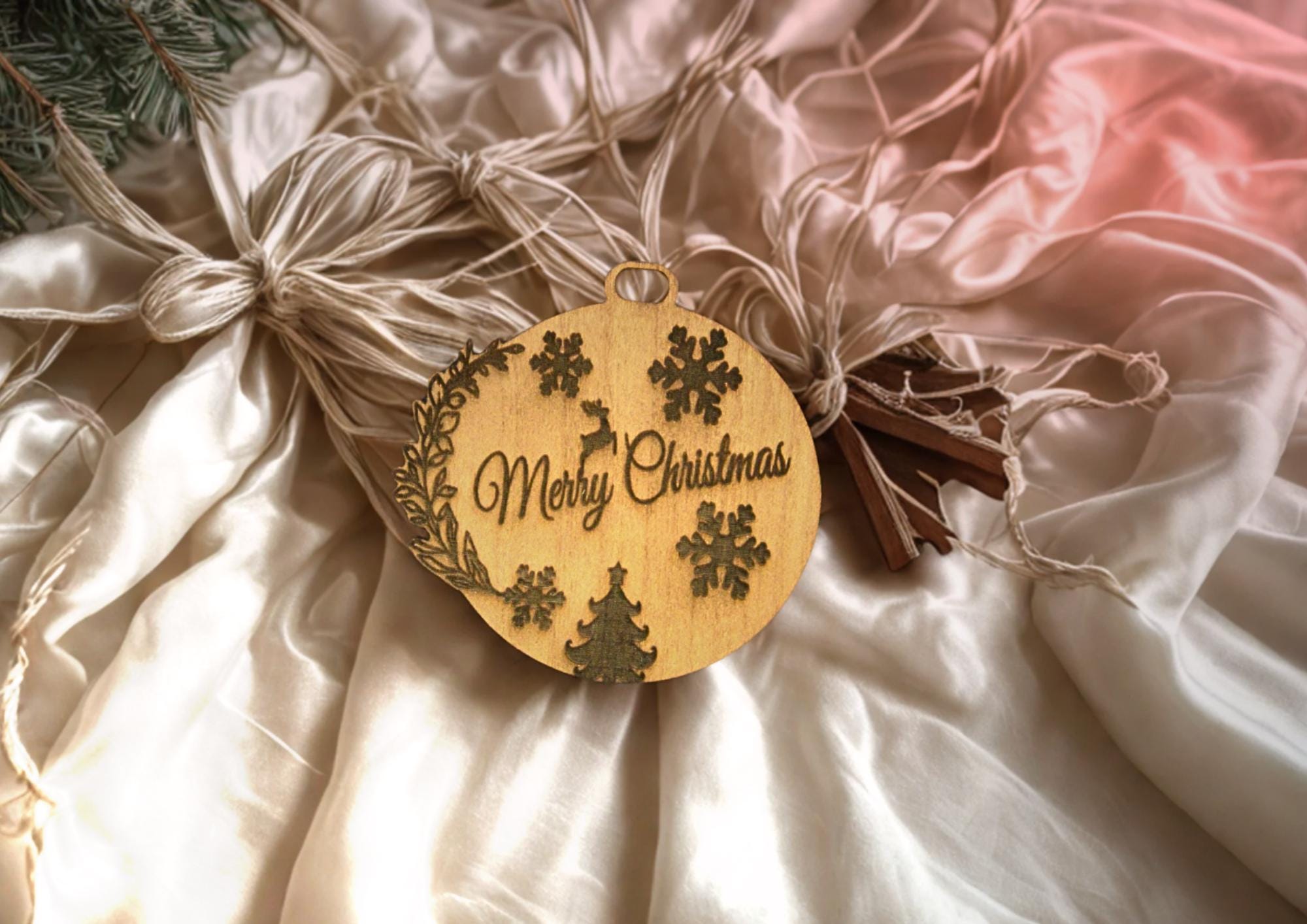 Etiquette en bois personnalisé pour mariage baptême anniversaire ou décoration de votre maison.  