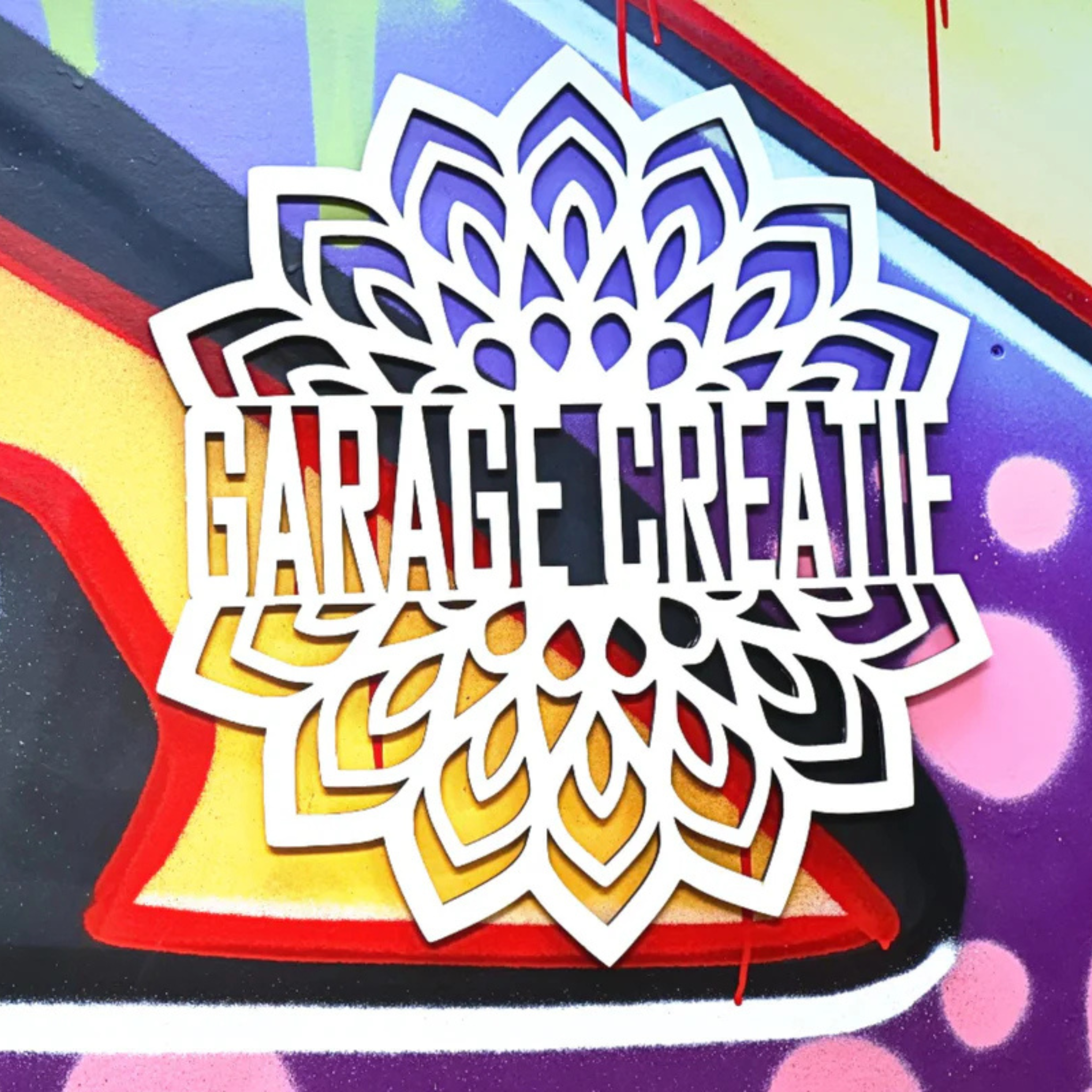 mandala en bois personnalisable avec prénom accroche murale