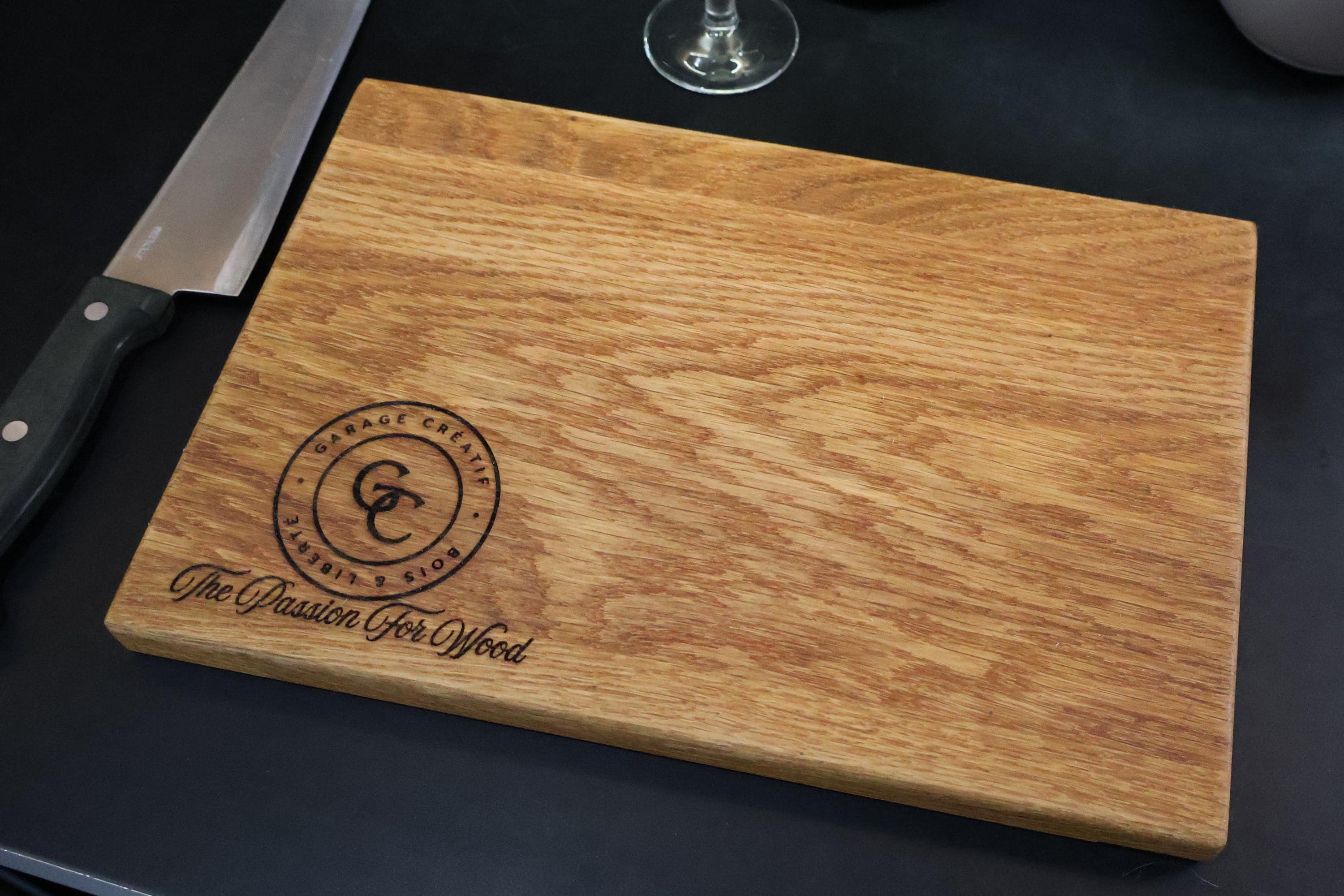 Solid oak cutting board with engraving – Handmade wooden chopping board for kitchen & gift